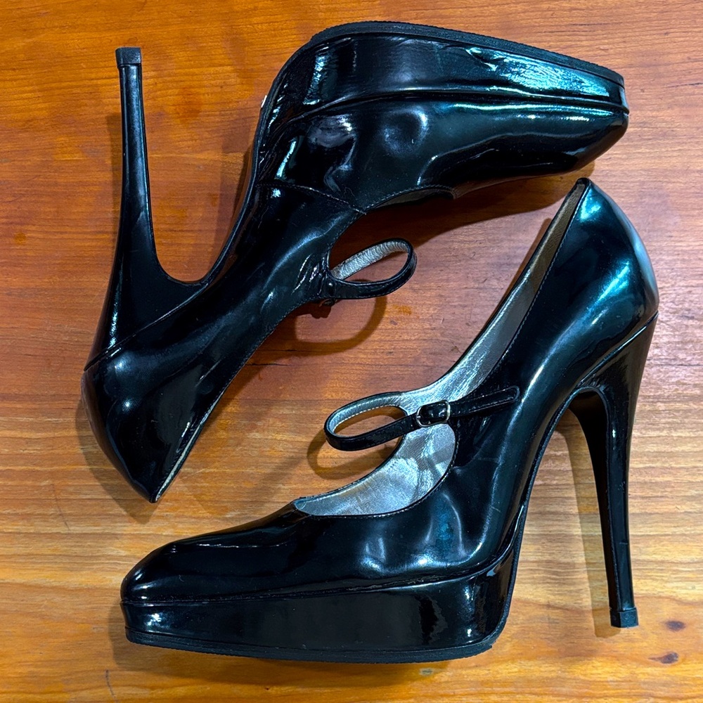 🆕 Dolce & Gabbana Glossy Black Platform Heels